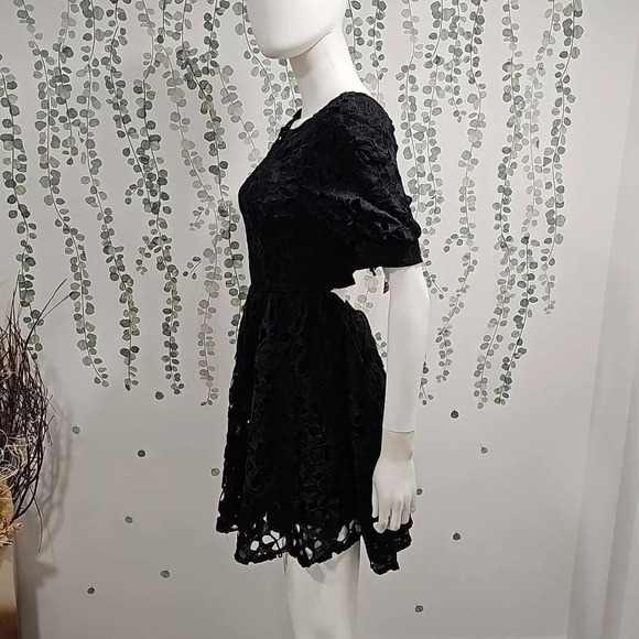 Lulu's For a Moment Black Lace Cutout Mini Skater Dress Size M - Picture 5 of 12